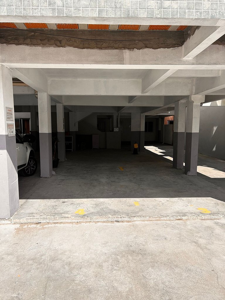 Apto térreo, 2 quartos, wifi, 250 m da praia