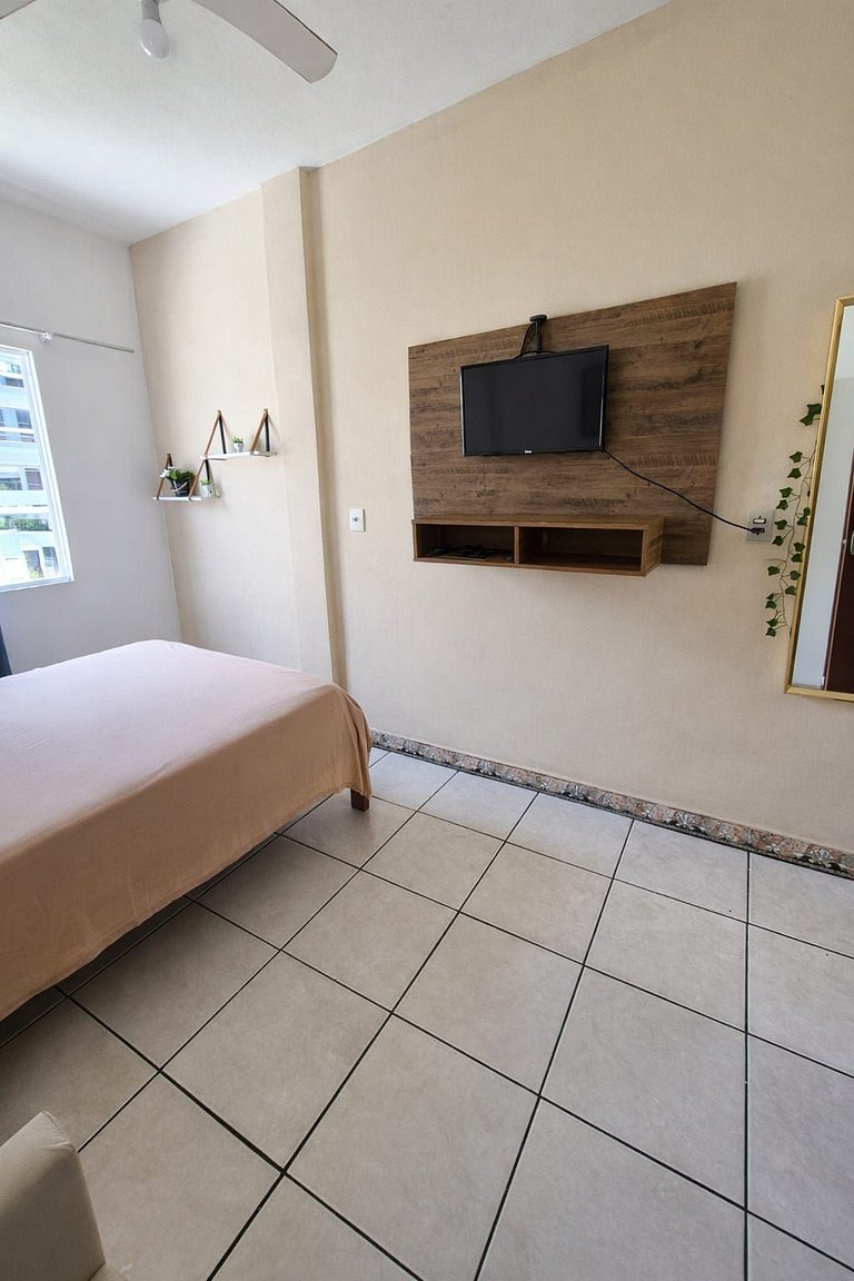 Apto confortável a 4 min da praia do Mar grosso