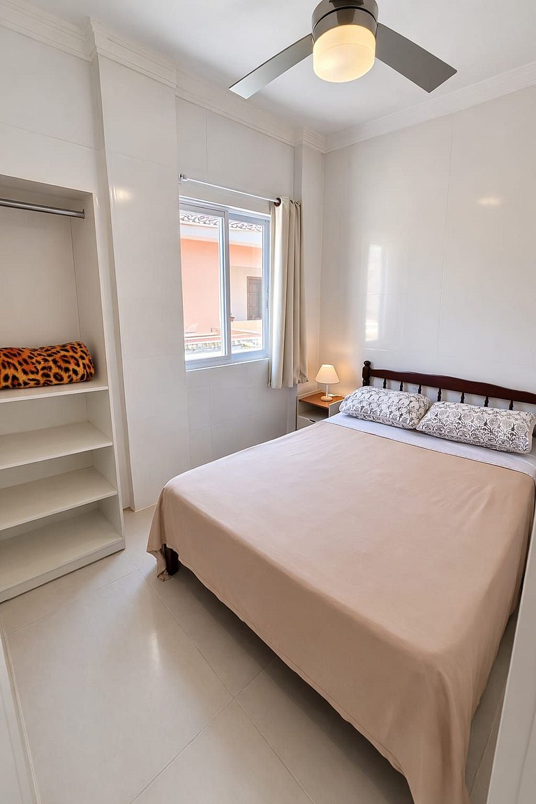 Apto confortavel completo p/4, 250 m praia, Wi-Fi