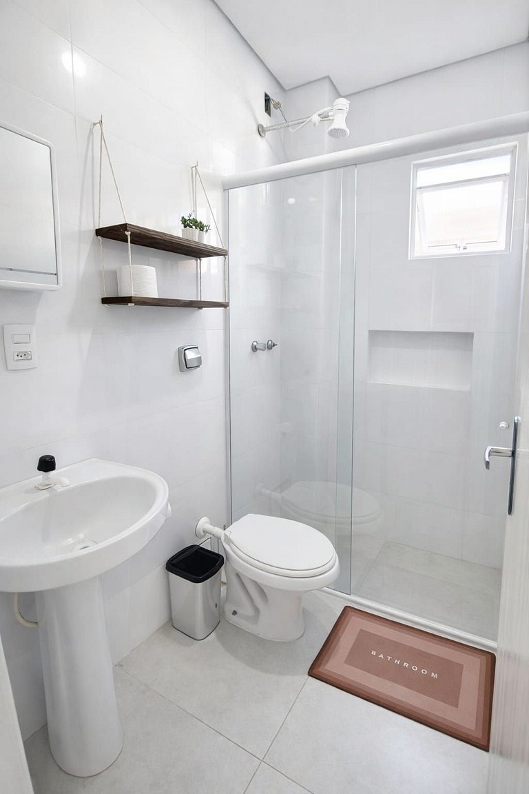 Apto confortavel completo p/4, 250 m praia, Wi-Fi