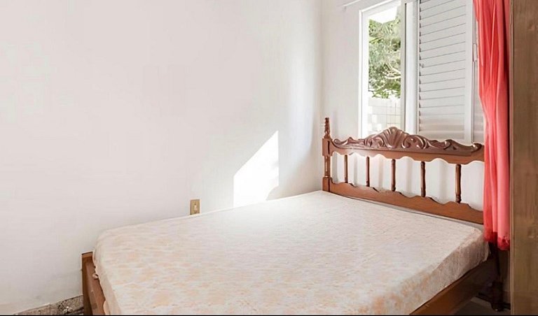 Apto completo p\4 pessoas, WiFi+garagem+250m praia